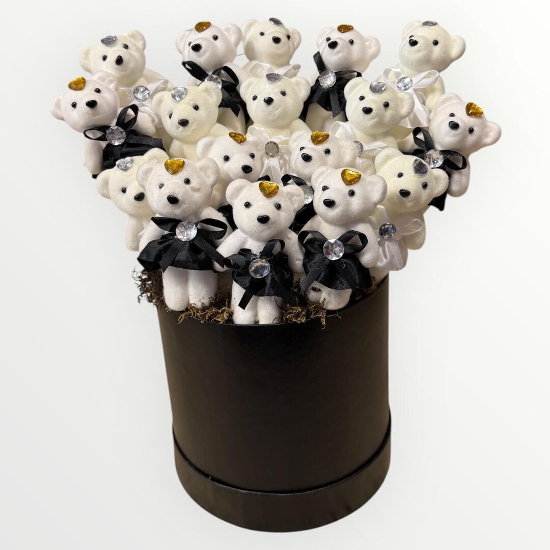 Siyah Kutuda Ayıcık Aranjmanı 17 Adet