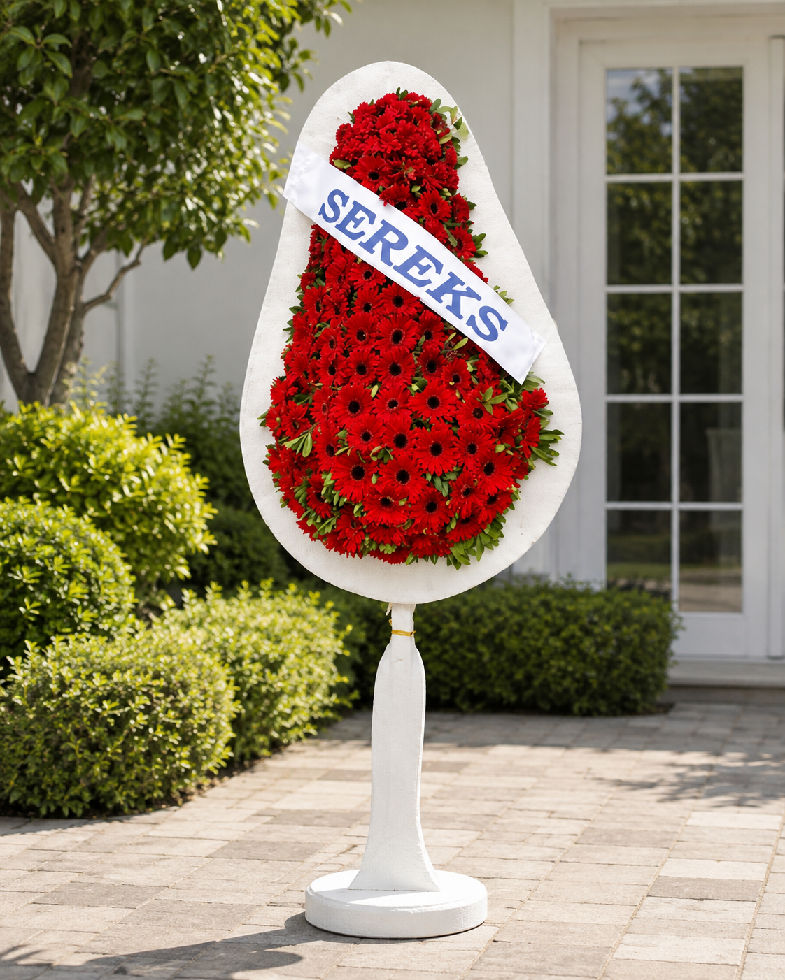 Kırmızı Gerbera Ayaklı Çelenk